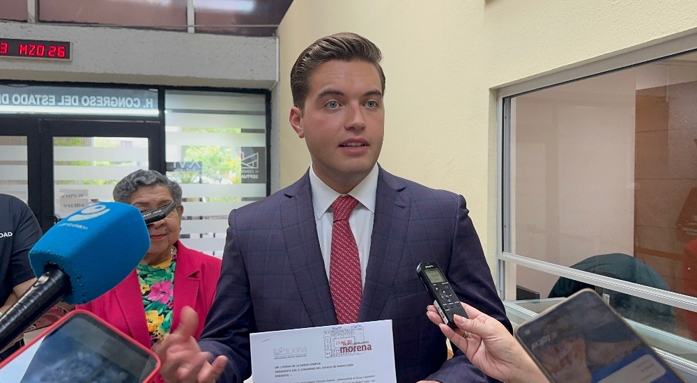 Jesús Elizondo propone sanciones severas contra quienes roben pensiones a adultos mayores